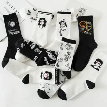 2021 Нови есенни черно-бели спортни чорапи памук за жените, сладки кавайные зимни дамски чорапи